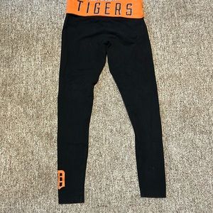 Pink brand Detroit Tigers leggings